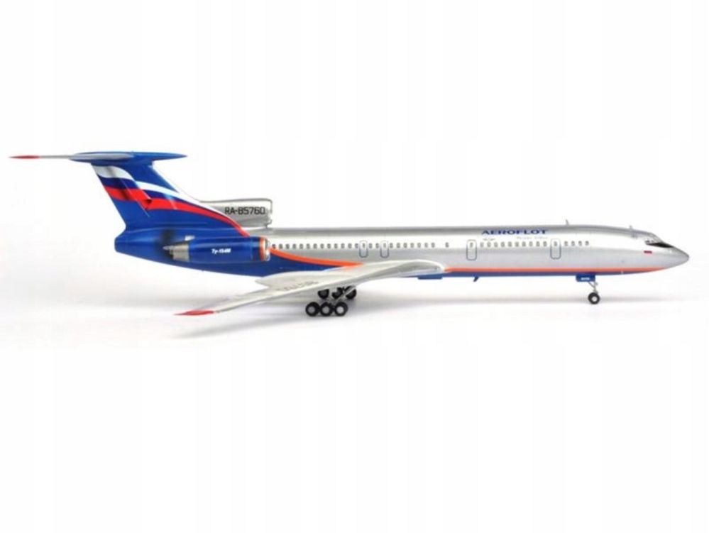 Zvezda 7004 Samolot pasażerski Tupolew Tu-154M model skala 1/144