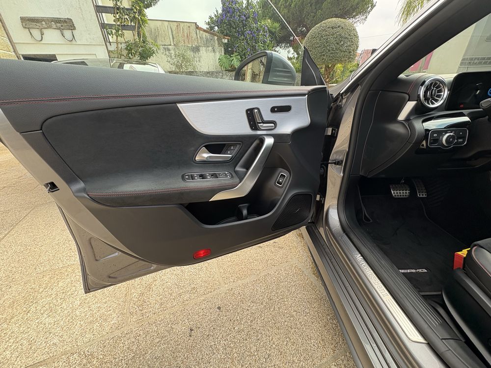 Mercedes CLA 250e Shooting Brake AMG
