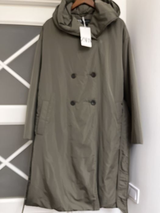 Пальто Zara  нове р.50/52