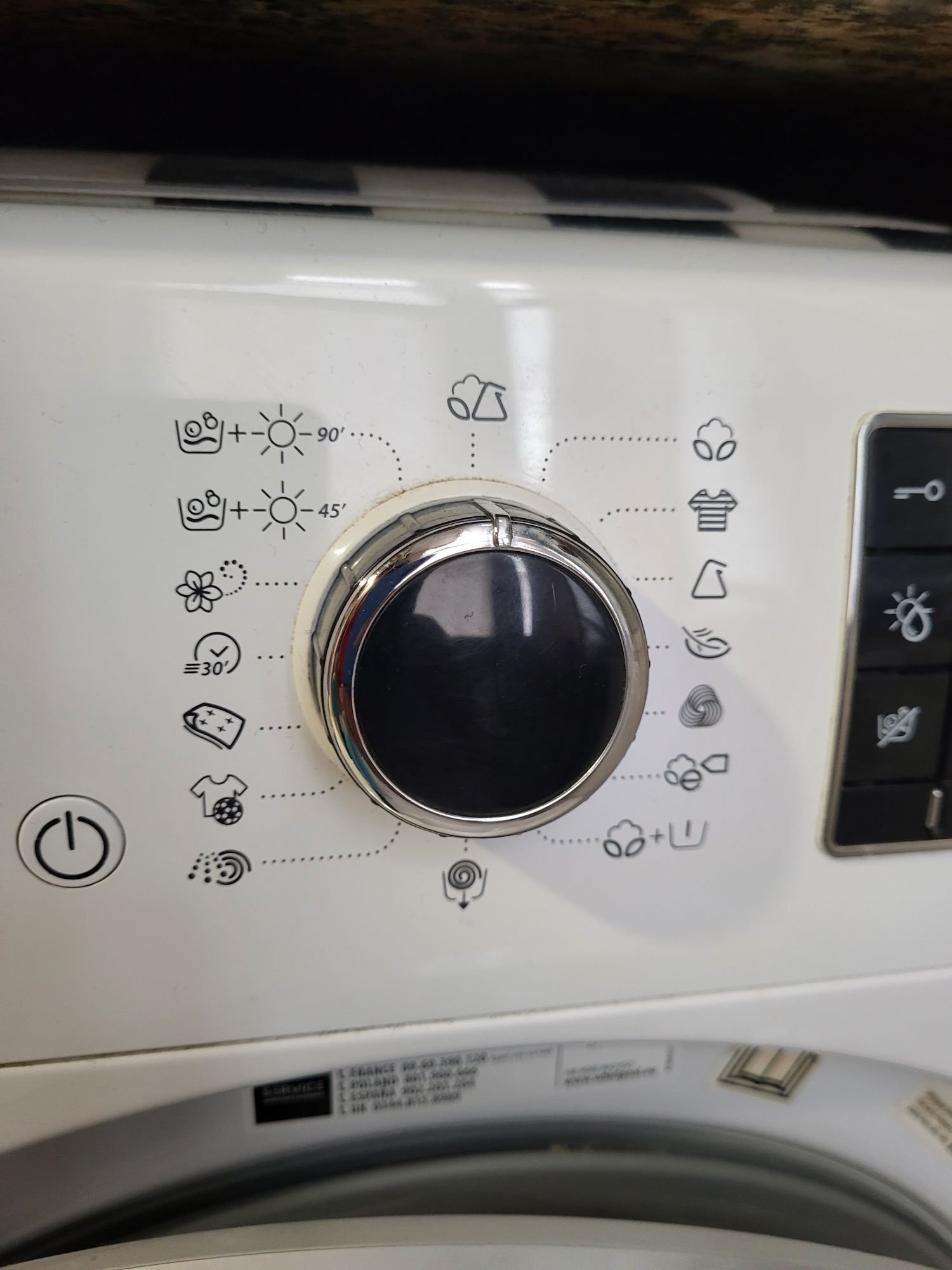 Oportunidade máquina de lavar e secar roupa whirlpool 10kg  10 kgs