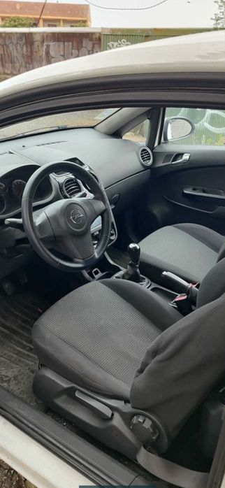Carrinha opel corsa em bom estado