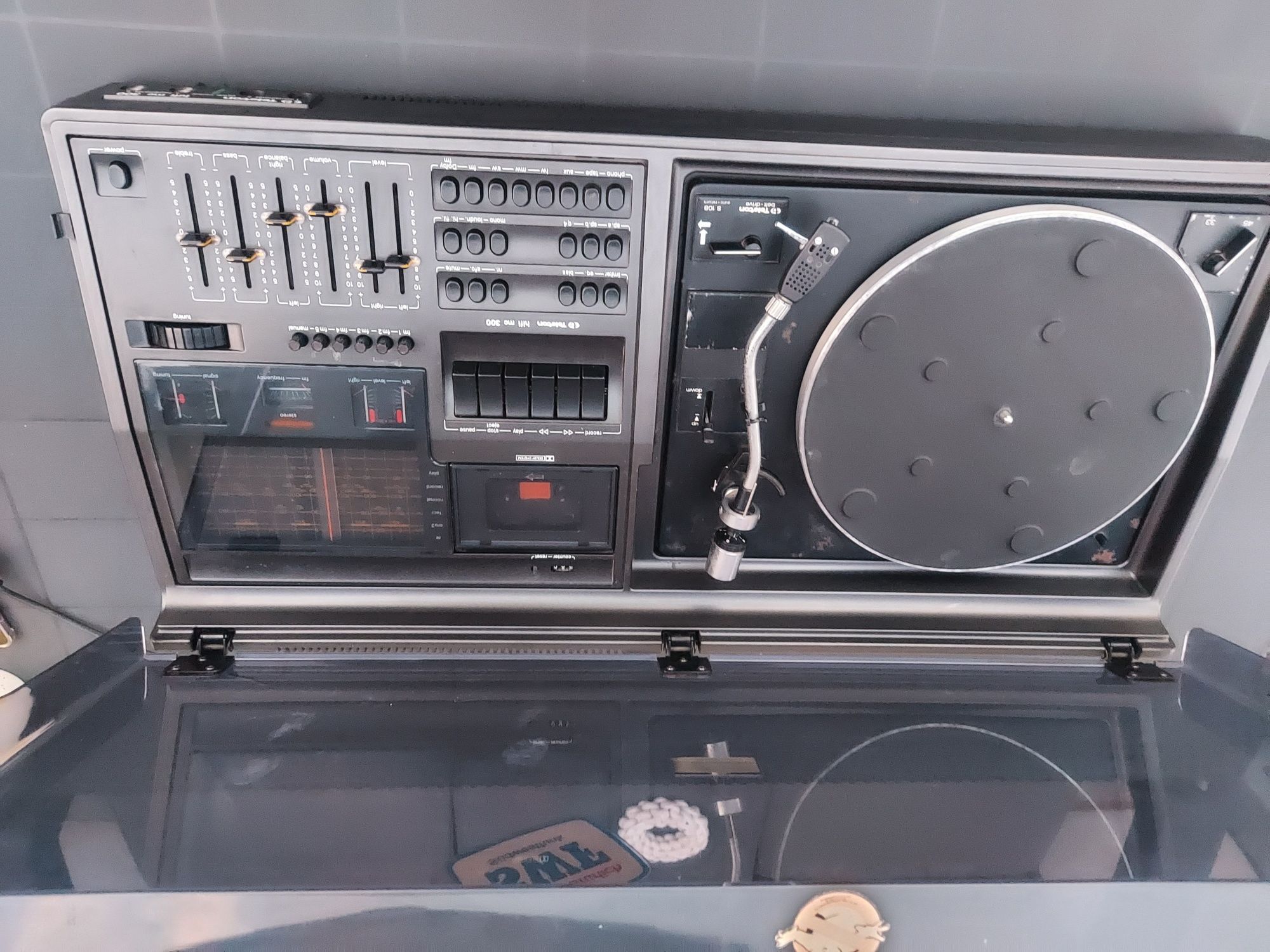 Gramofon,Magnetofon I radio.