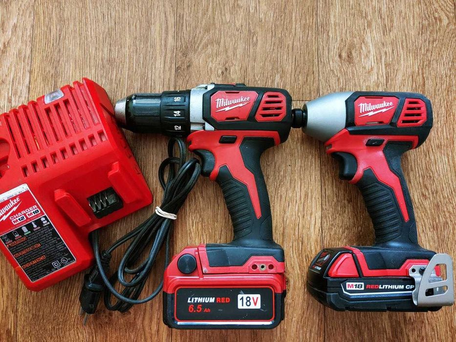 Набор шуруповертов Milwaukee M18