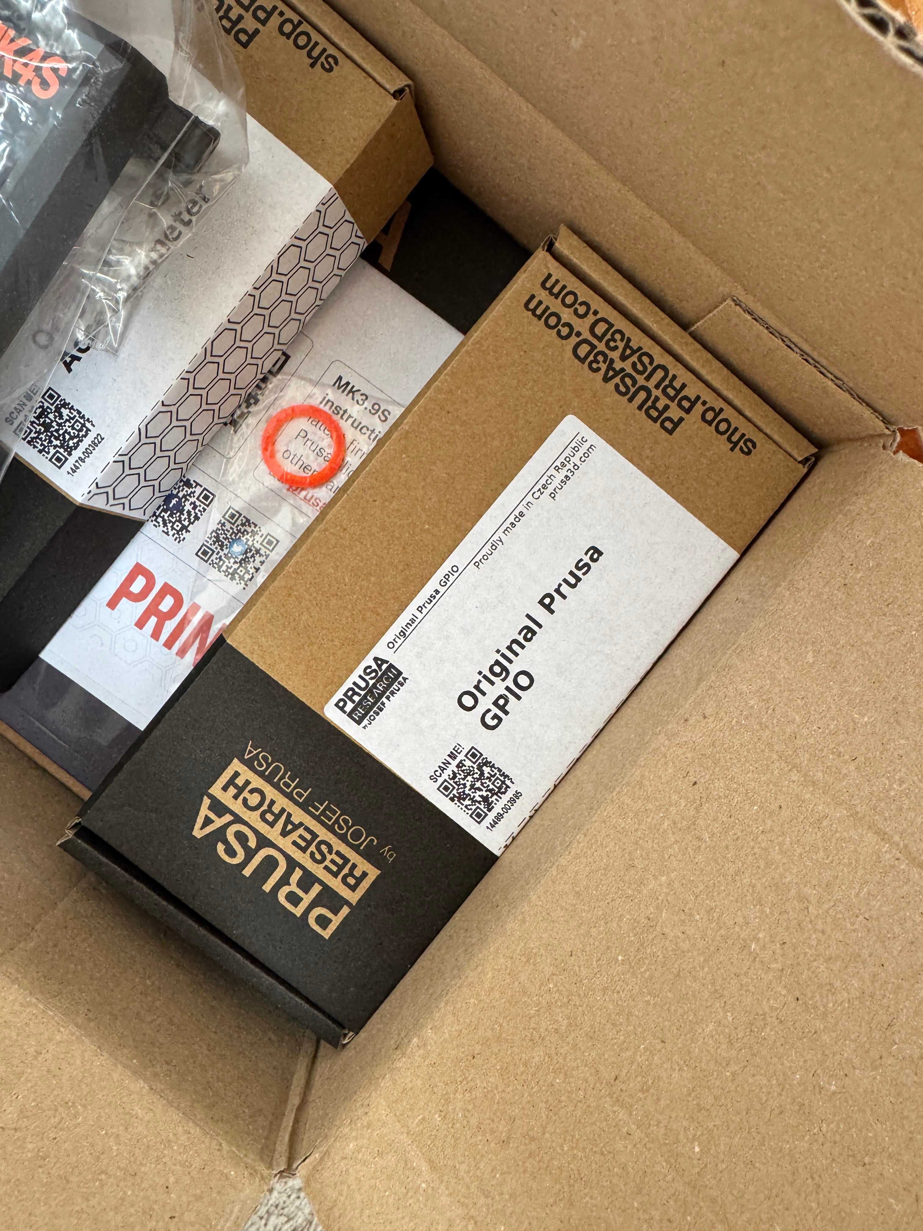 Impressora 3D Prusa Mk4s - assinada e com acessórios