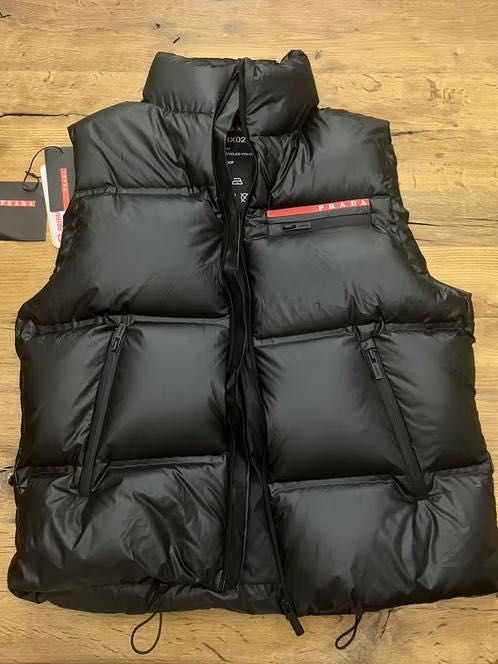 Жилет  unisex бренд