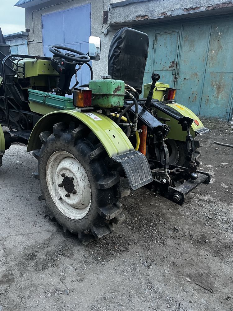Продам трактор 4х4 Zubr 18 к/с