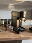 Ekspres DELONGHI Dedica Style EC685.M
