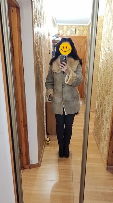 Продам женскую натуральную дублёнку