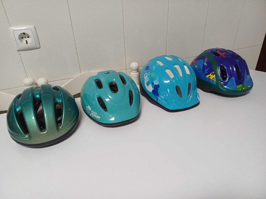 Capacetes de criança para desporto 4 unidades