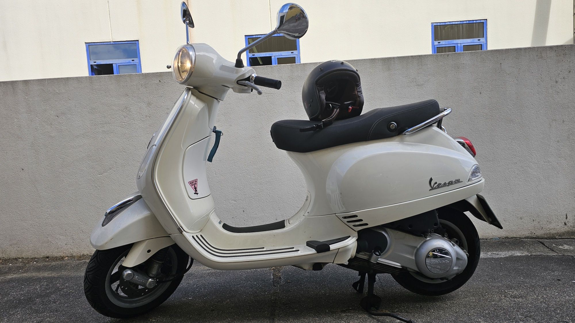 Vendo Vespa LX 125 IE