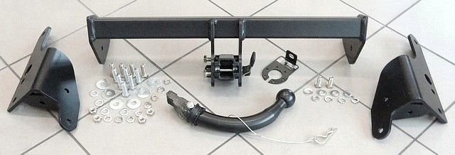 Słupsk Nowy Automat Wypinany Hak Holowniczy Toyota Auris od2013 Kombi