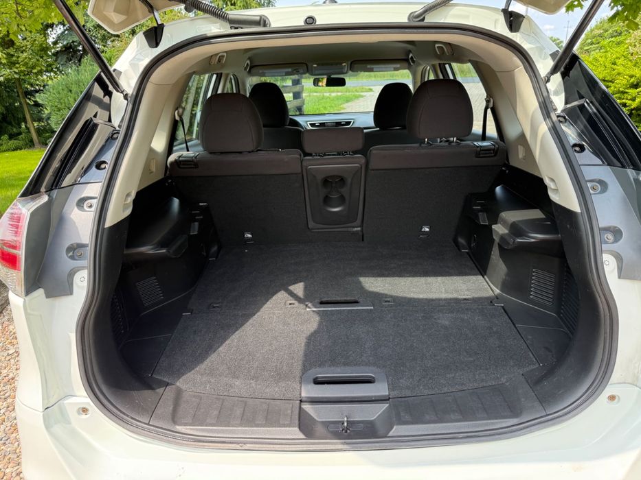 Nissan X trail (Rogue) 2,5 benzyna