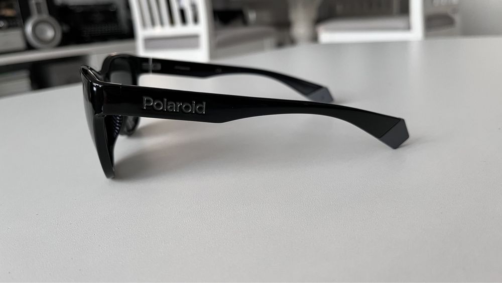 NOWE! Polaroid Carrera+ UV400 okulary przeciwsłoneczne z etui! Okazja!