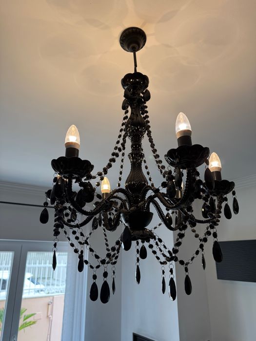 Candeeiro de sala preto
