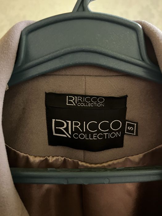 Продам женское пальто