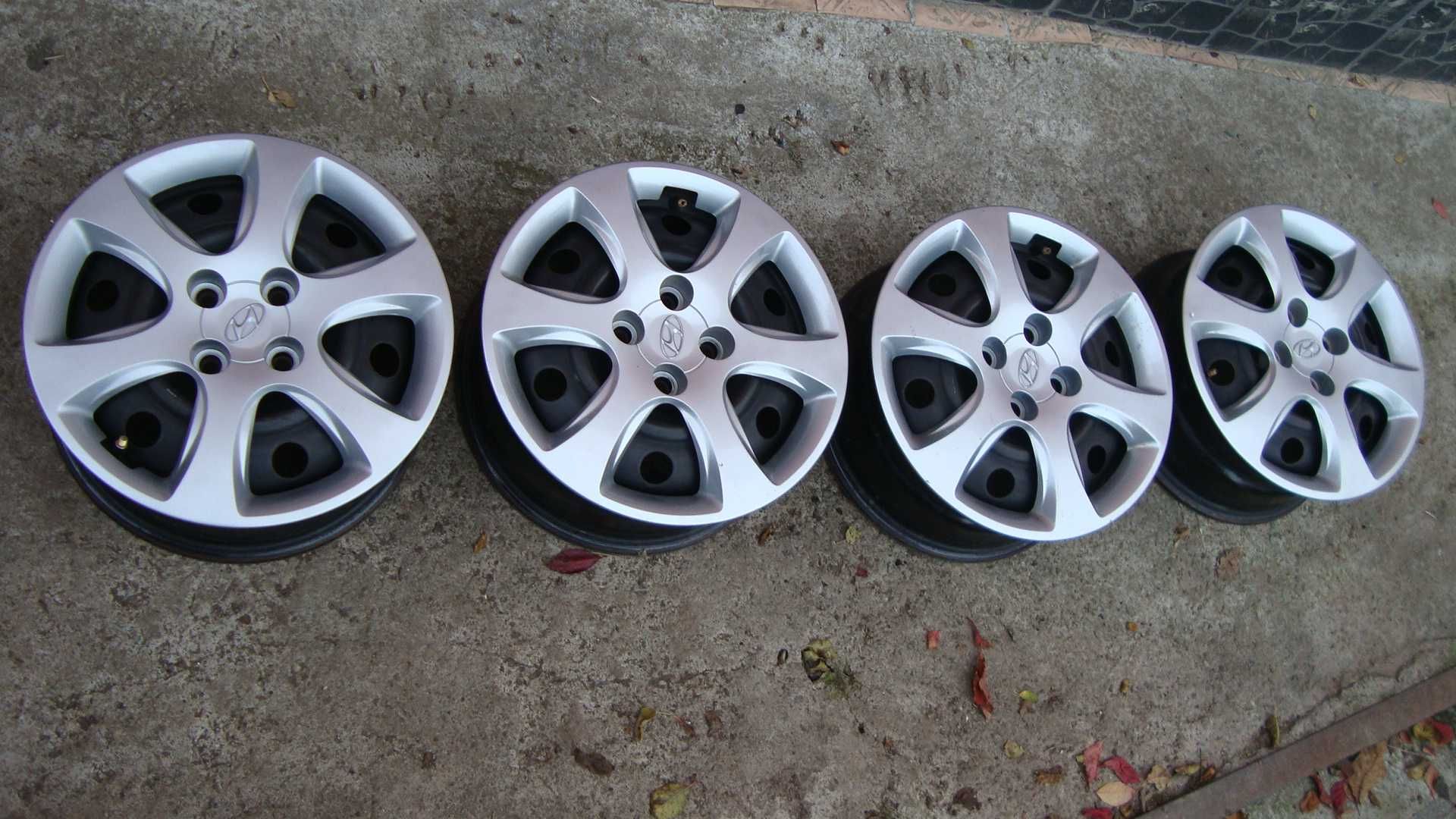 Оригинальные колпаки Hyundai accent R15 акцент