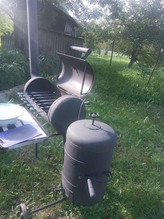 Смокер , мангал ,  барбекю , гріль , коптільня , пічь під казан .