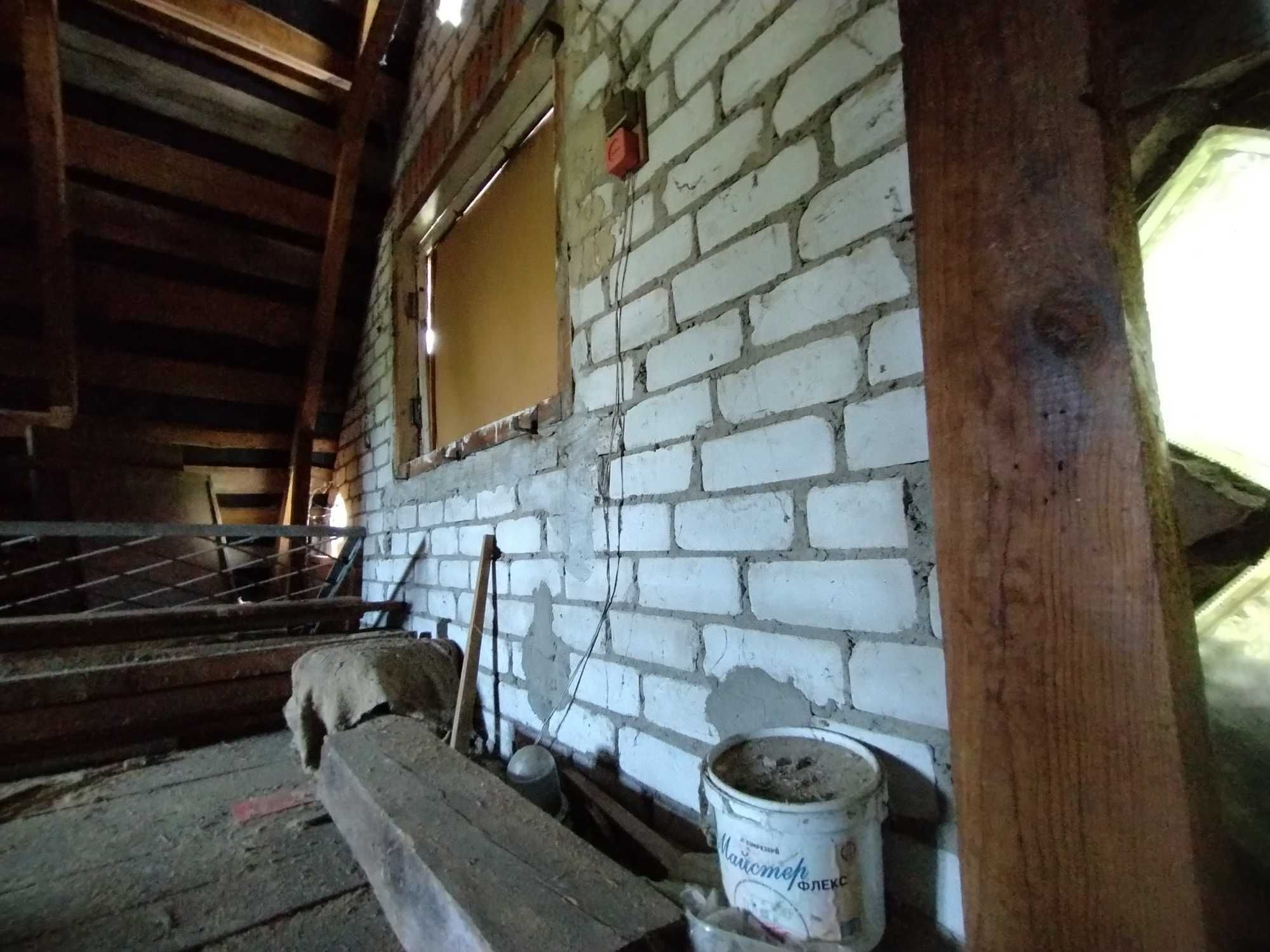 Продається дачний будинок
