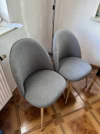 Krzesła i ławka szare