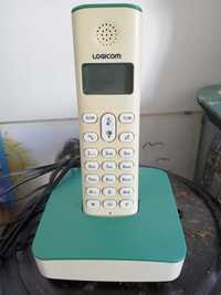 Telefone Logicom Riva 250 de cor verde e branco. A funcionar.