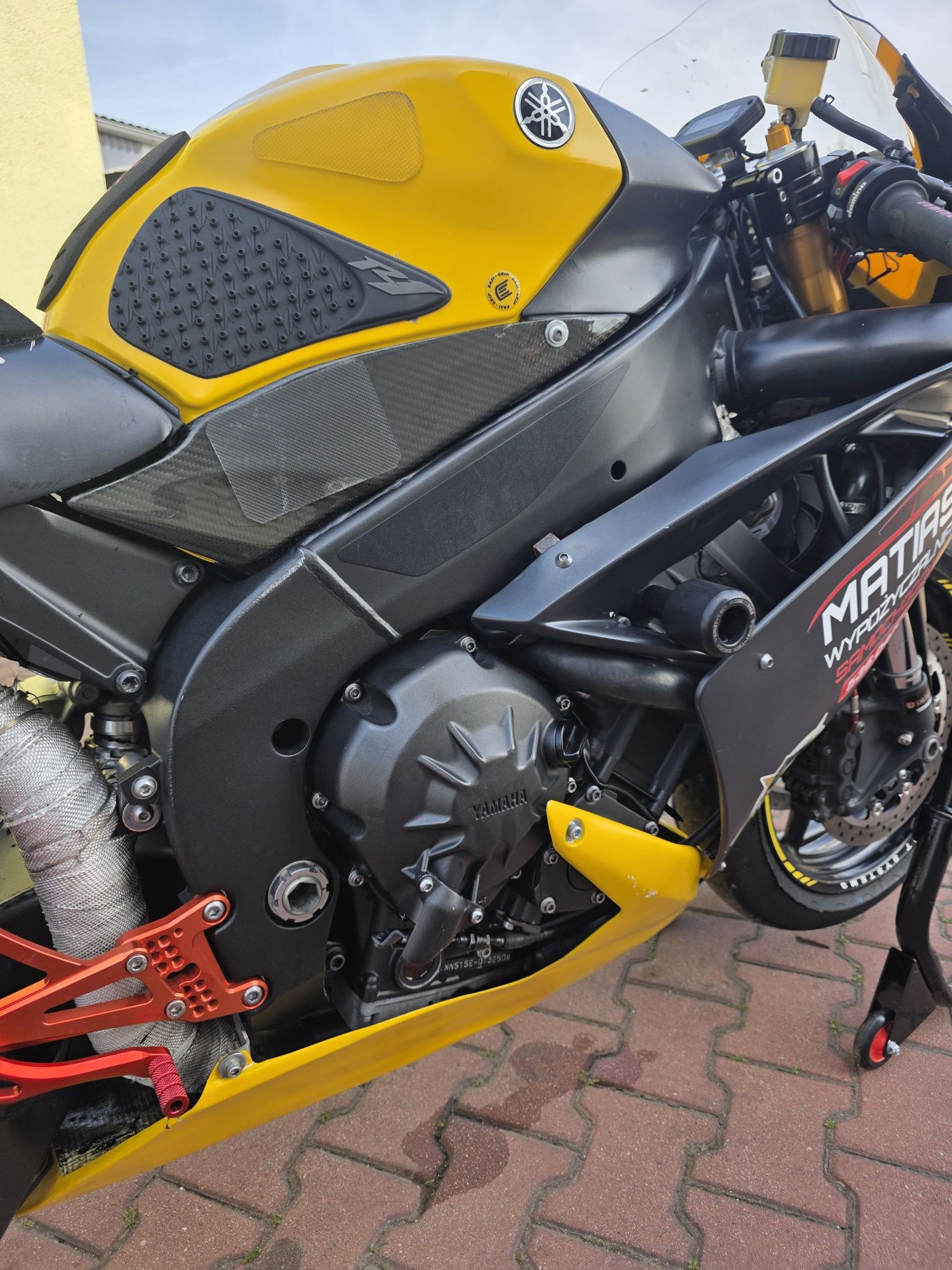 Yamaha R1 RN19 Motocykl na Tor
