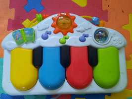 Інтерактивна іграшка- піаніно для найменших