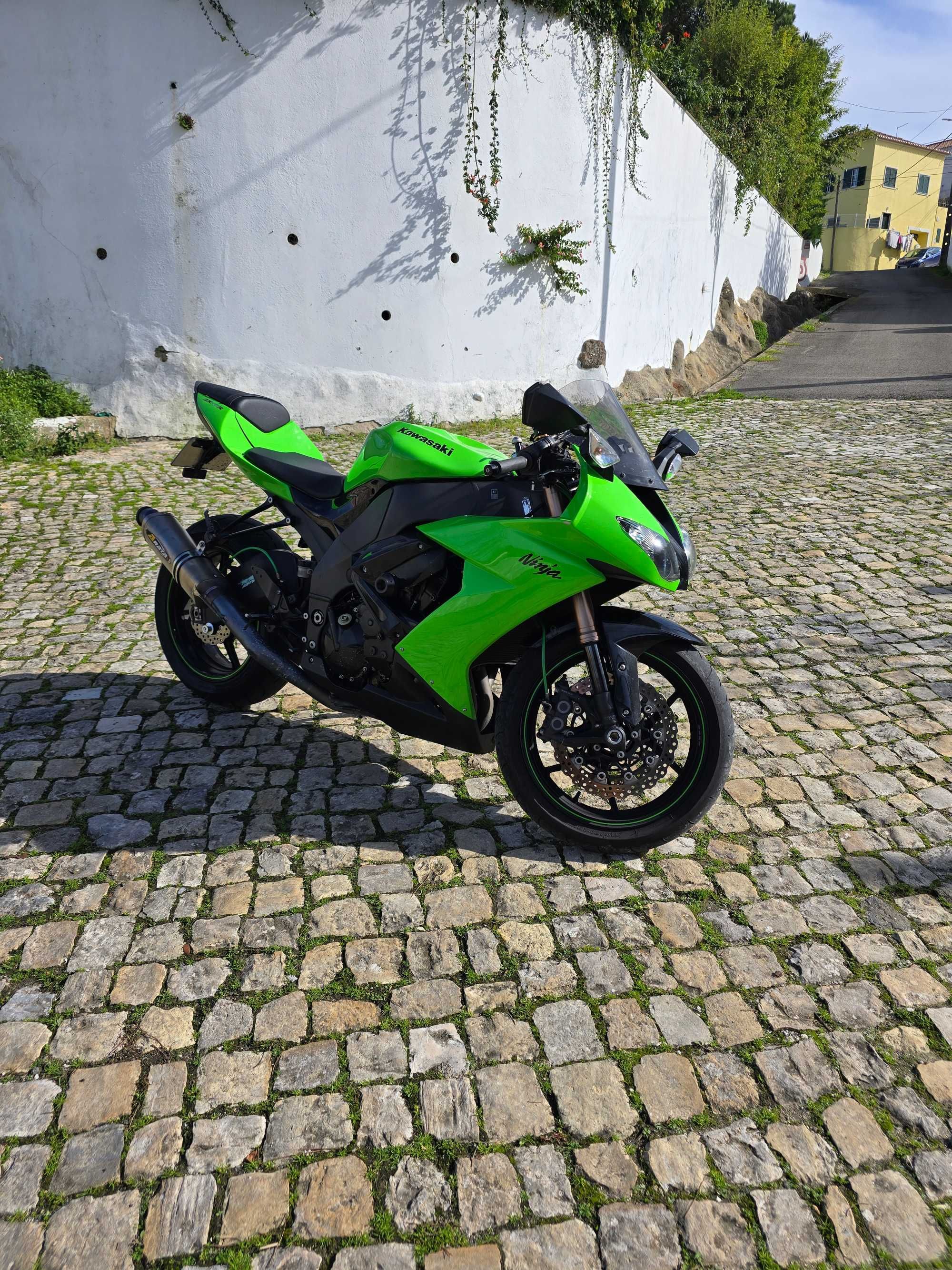 Kawasaki NINJA ZX10R 2008