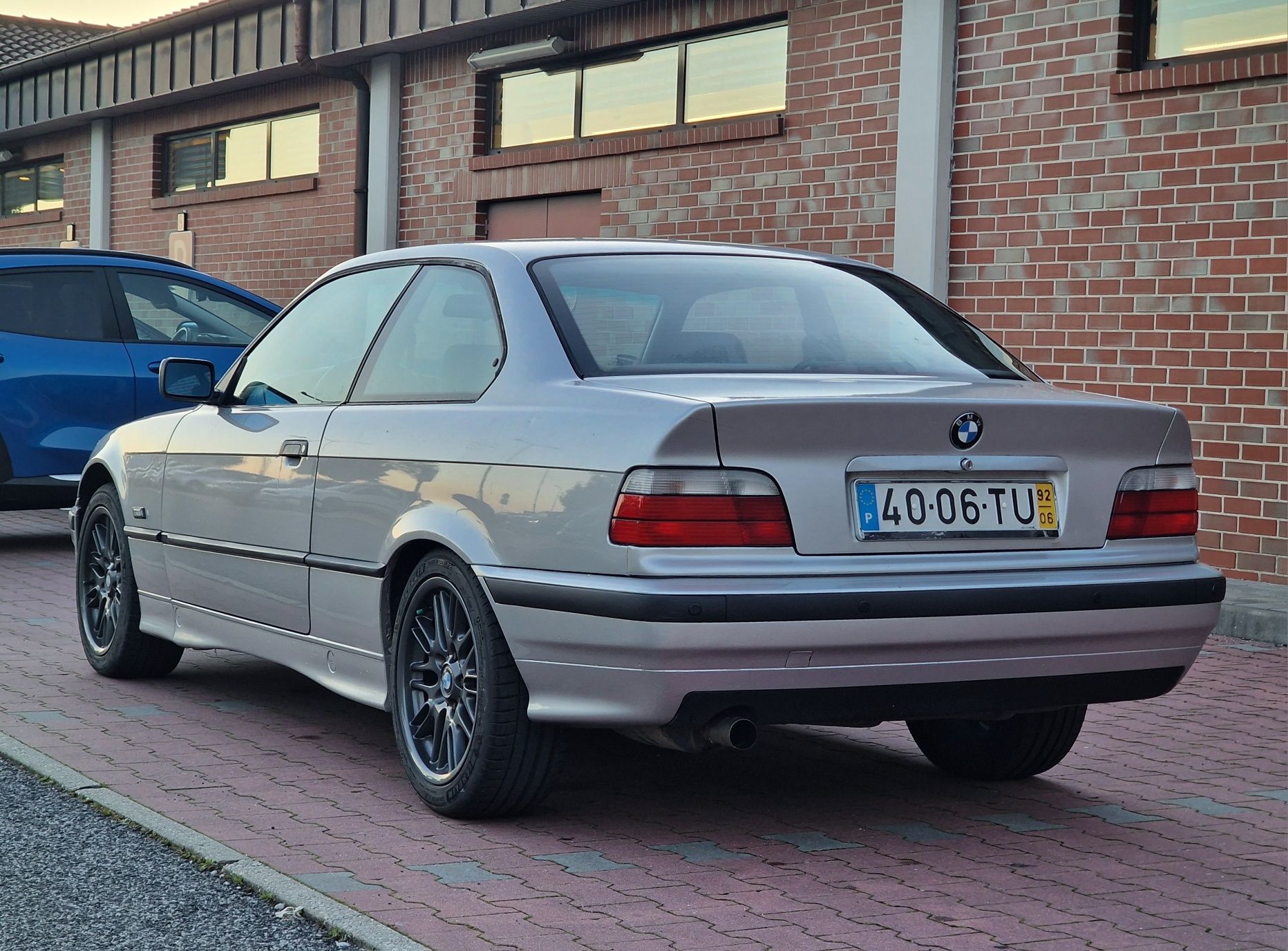 Bmw 318 is Coupe