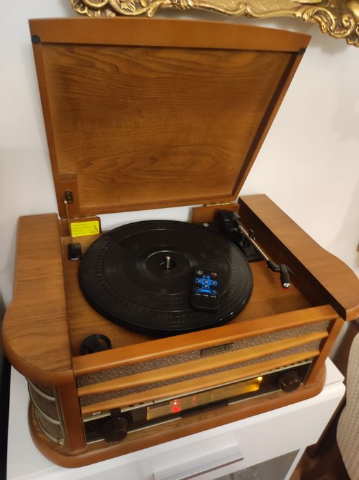 Gramofon Retro z radiem