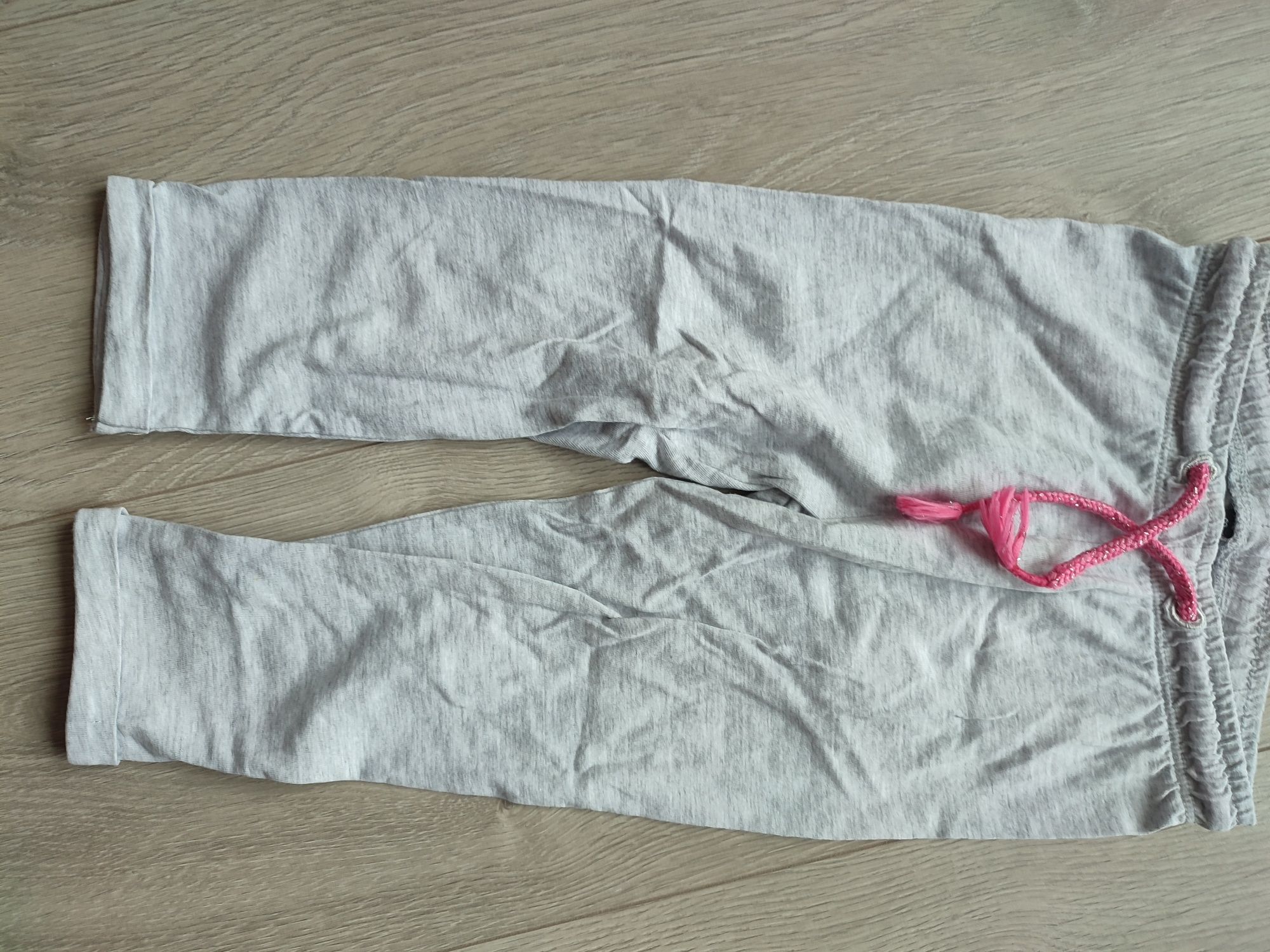 Leginsy dla dziewczynki spodnie