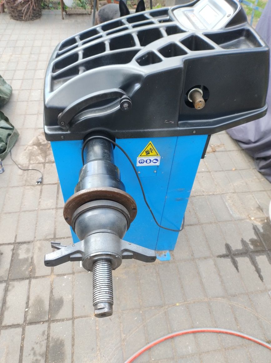 Wyważarka RAVAGLIOLI G 2 124r