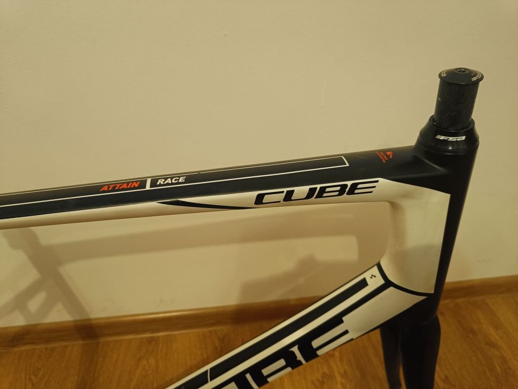 Frameset szosowy Cube Attain Race GTC 62cm (rama+widelec)