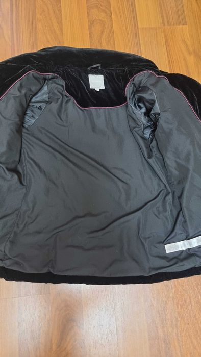 Продам женскую куртку