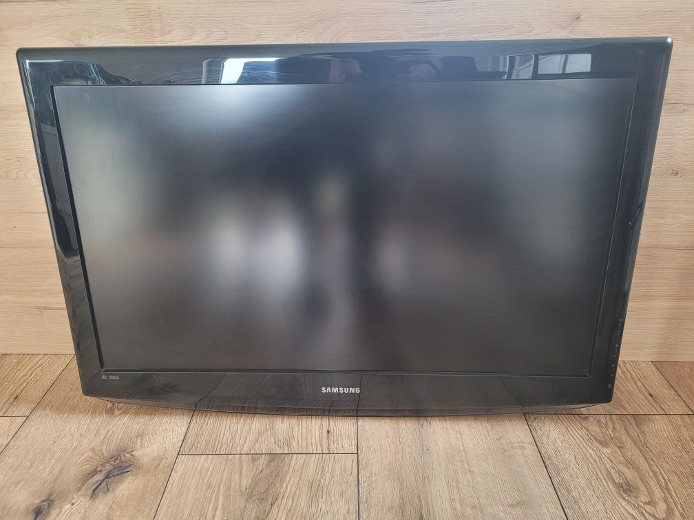 telewizor Samsung le37r81bx/xec