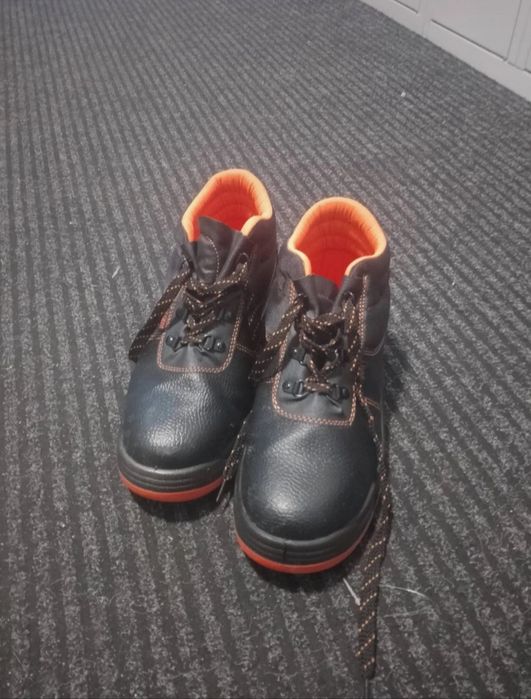 Buty robocze męskie r 42