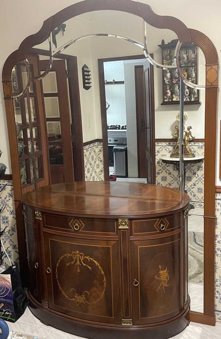 Móvel Nogueira com Espelho (Mudança de Casa)