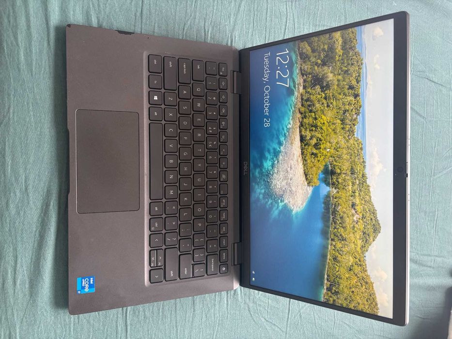 Dell Latitude 7420 – i7-1165G7 / 16GB RAM / 256GB SSD / 14” FHD