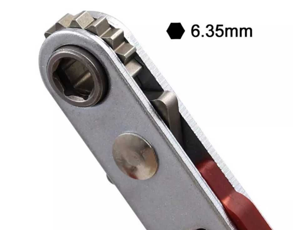 Ключ – трещотка  под биту ¼ с 24 зубьями для труднодоступных мест