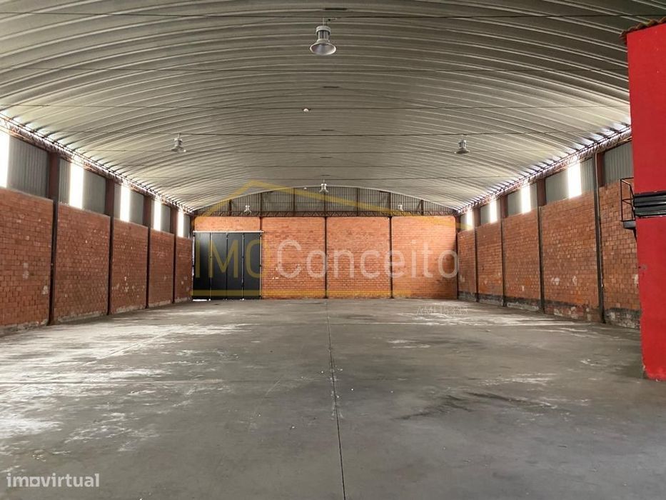 Armazém 1250m2 - TORRES NOVAS (Zibreira)