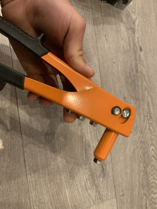 Заклепочник