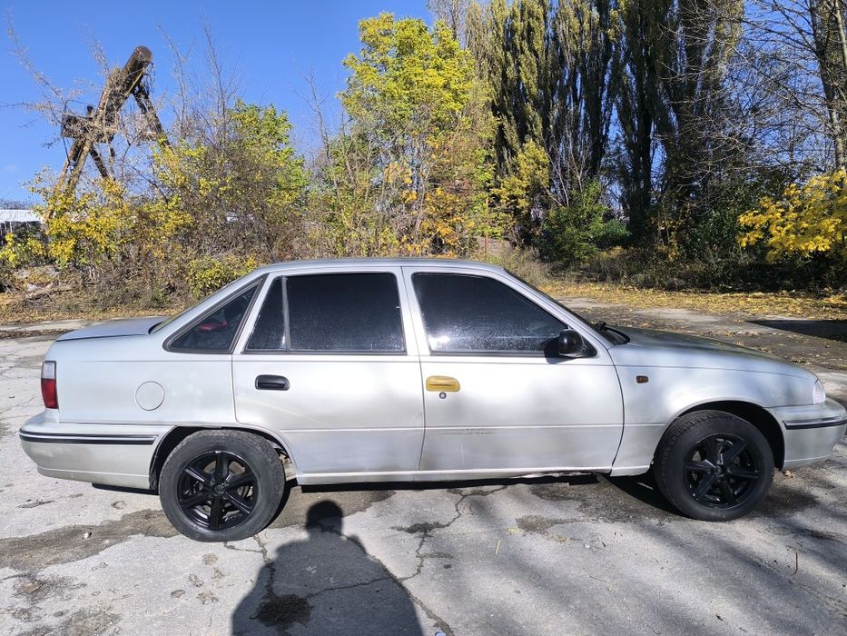 Автомобіль Део Нексія