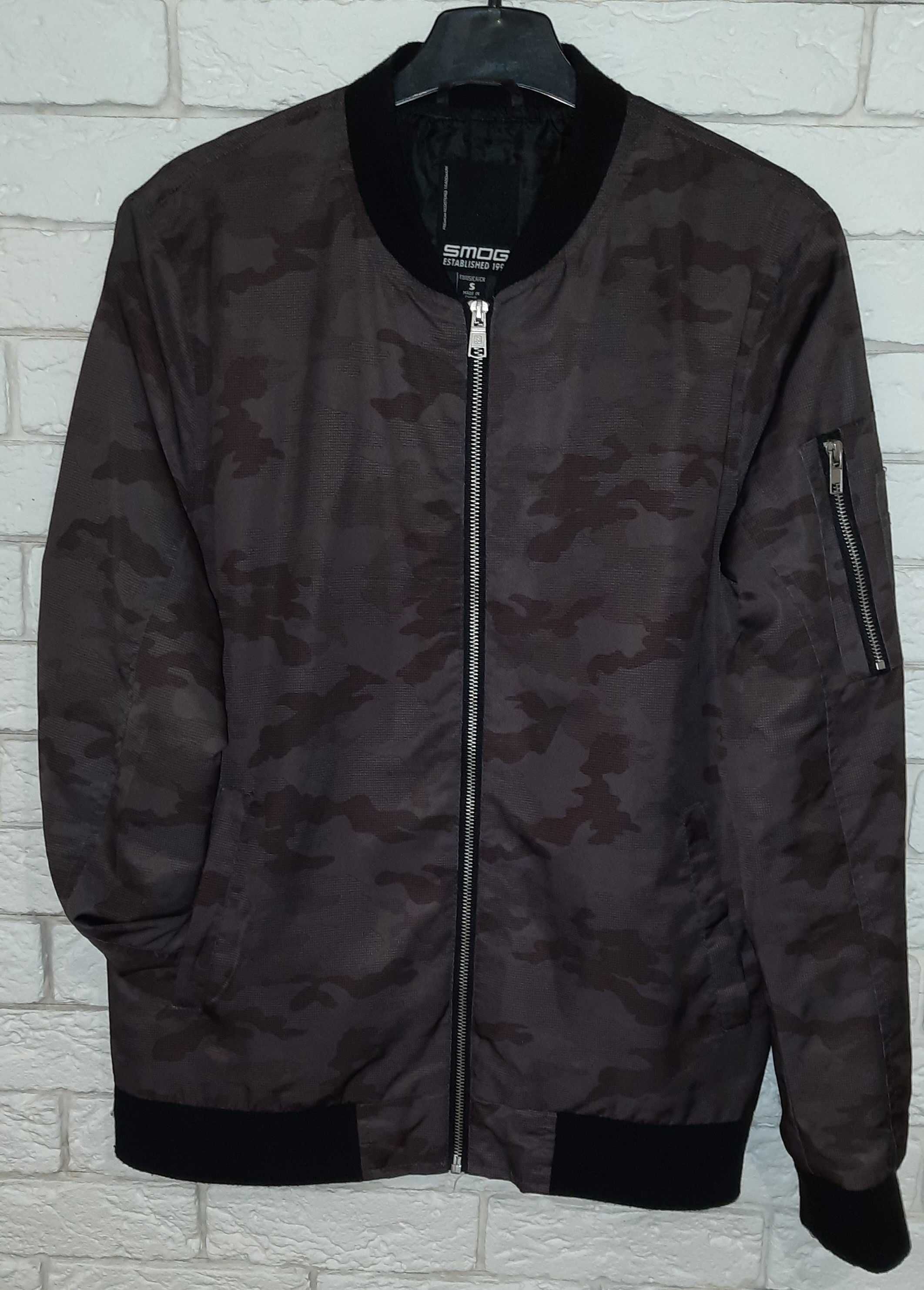 Куртка,ветровка фирменная мужская бренд SMOG размер S