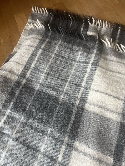 Welniany koc w kratke welna