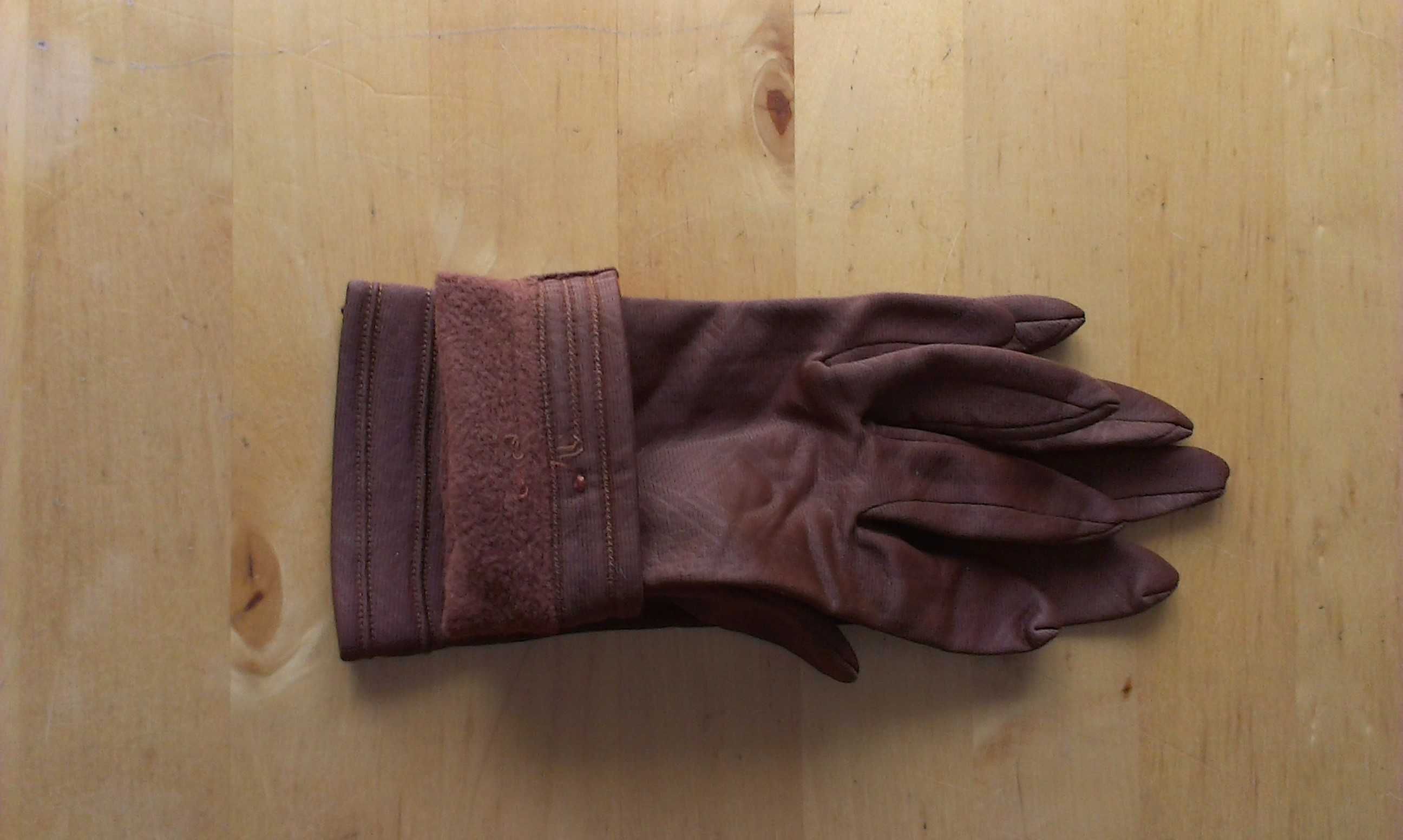 Damskie brązowe rękawiczki ocieplane