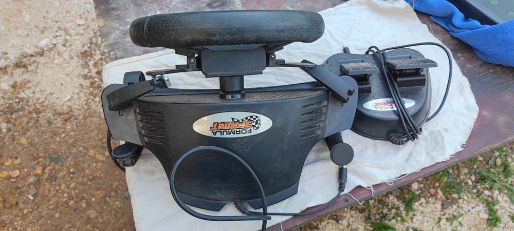 Volante para simulador Thrustmaster