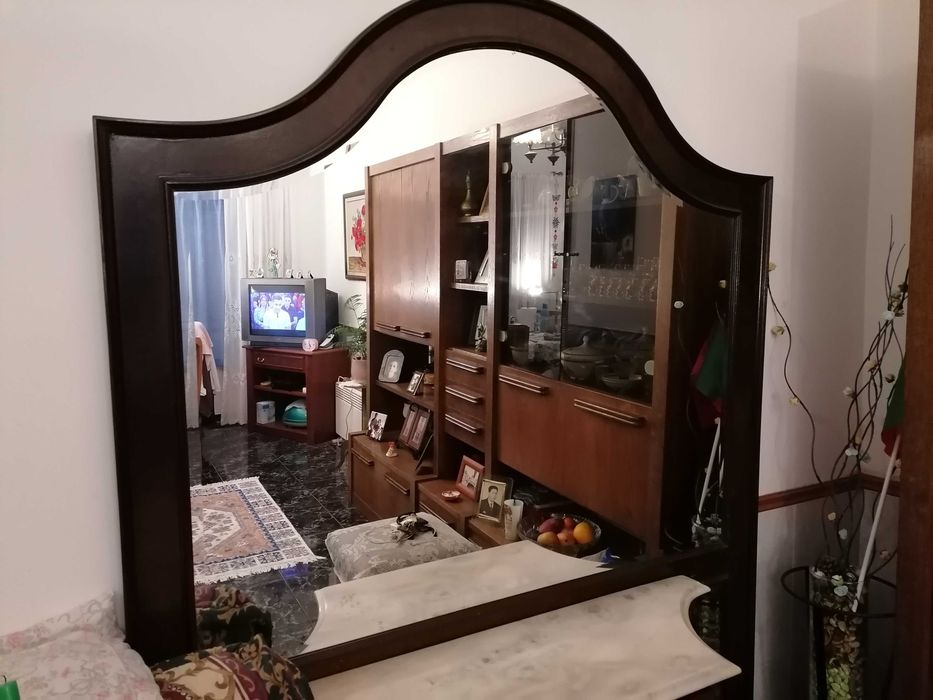 Móvel de entrada com espelho e base em mármore, 50 euros