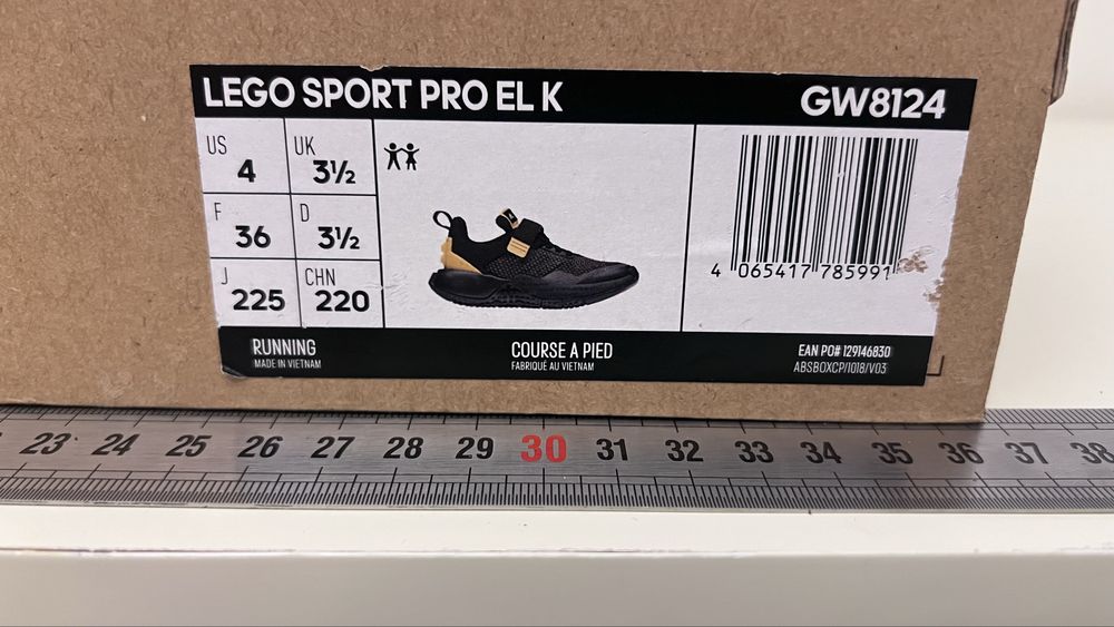 Ténis Adidas Lego NOVOS!