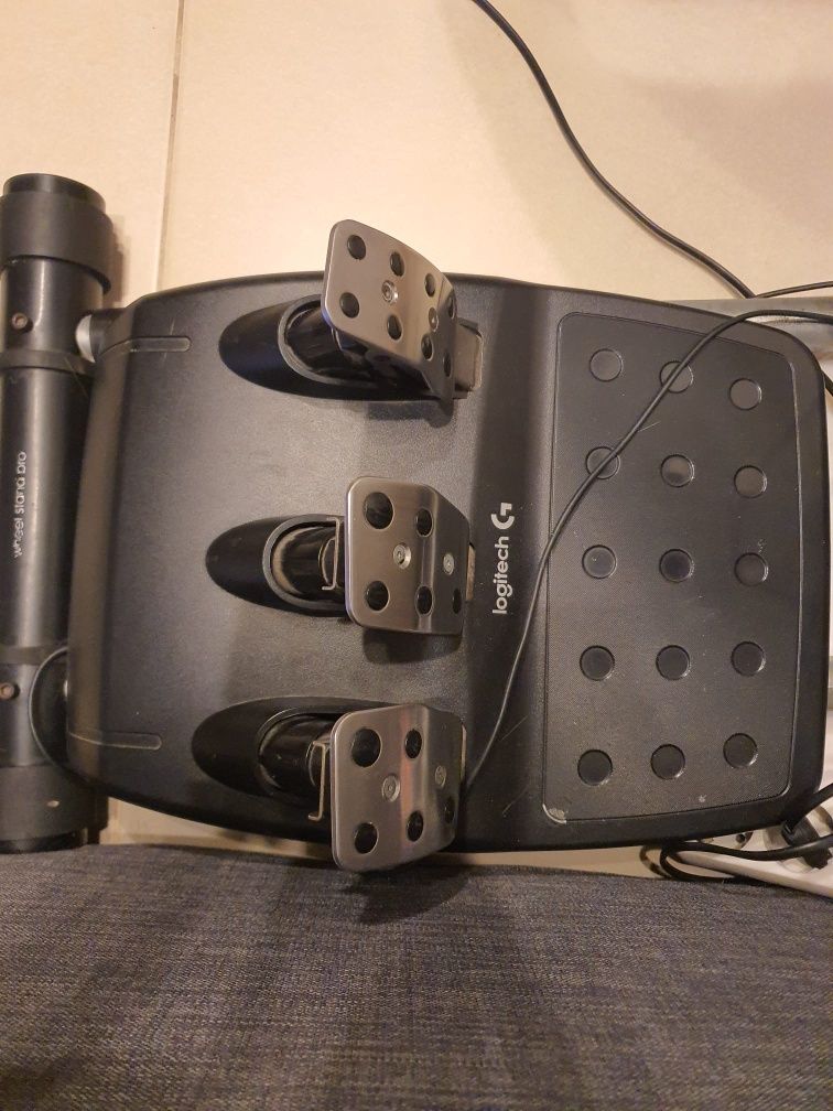 Volante G29+base Ps5/ Ps4