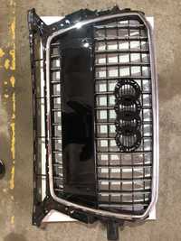 Решетка радиатора Audi Q5 2012-17
