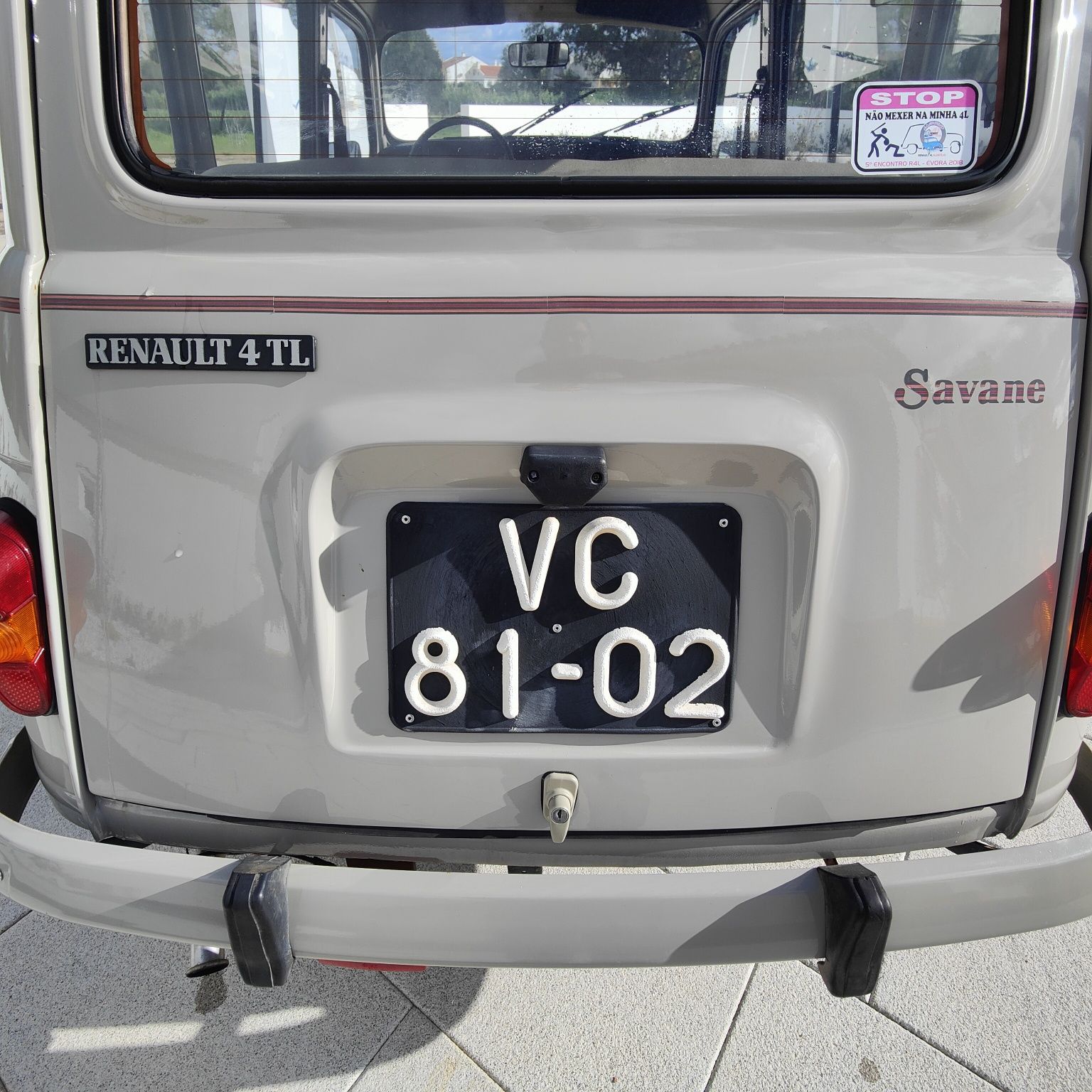 Renault 4L Savane